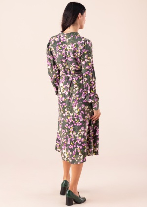 b.young särkkleit Josa