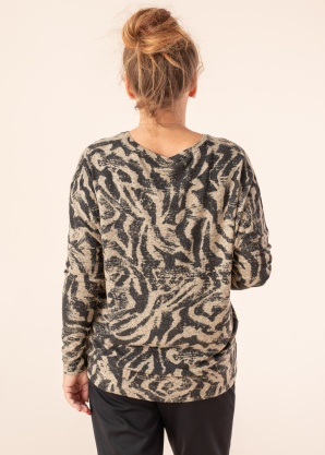 Свитер Biara Aop Soyaconcept