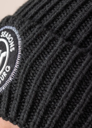 Зимняя шапка Vetroz Five Seasons