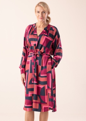 Платье Bugatti