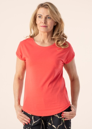 Футболка Pamila b.young