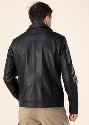 Mustang tagi William