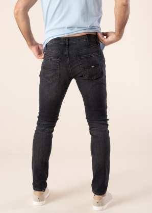 Tommy Jeans teksapüksid Austin Slim