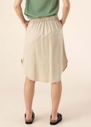 b.young seelik Falakka