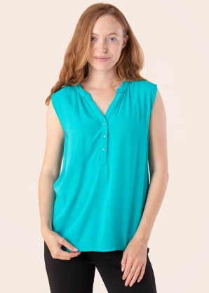 b.young pluus Jacqueline