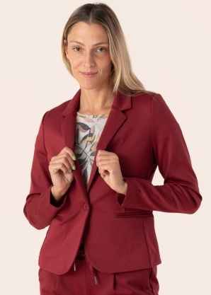 b.young jakk Rizetta