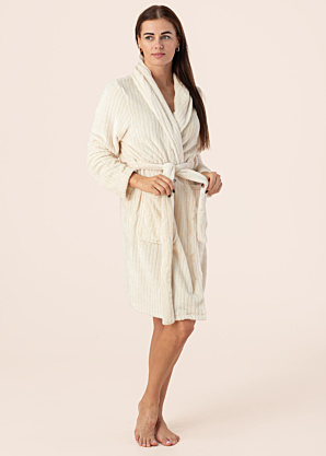 Vero Moda hommikumantel Linea