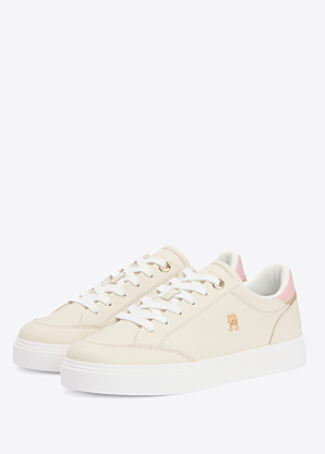 Tommy Hilfiger tennised Chic