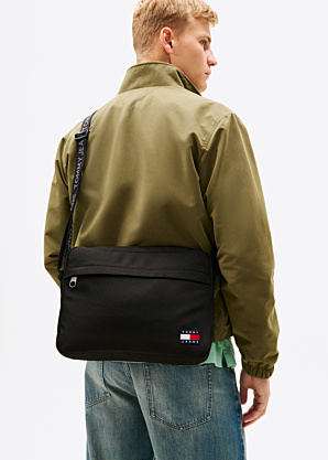 Tommy Jeans arvutikott Ess Daily