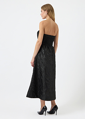 YAS pidulik kleit Tello