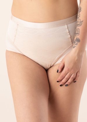 Triumph aluspüksid Airy Sensation Maxi