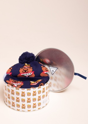 Guess talvemütsi ja salli komplekt