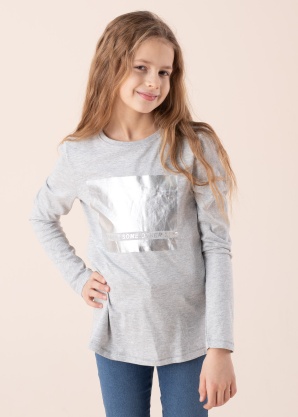 Only pikkade varrukatega T-särk