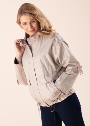 Весенне-осенняя куртка Gil Bret