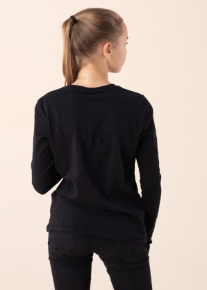 Only pikkade varrukatega T-särk