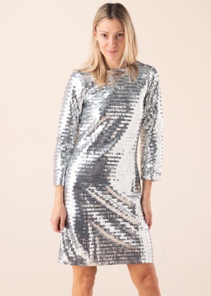 YAS pidulik kleit Roaring