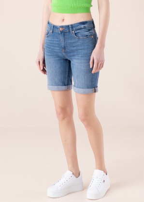 b.young püksid Kato