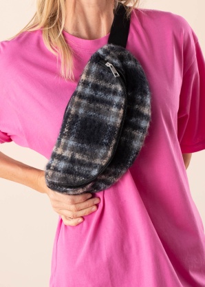 Noisy May vöökott Lula