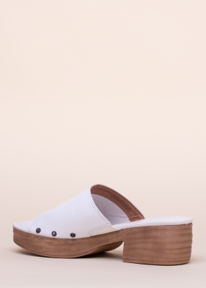 Tamaris lahtised kingad