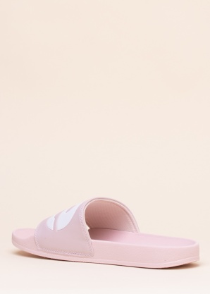 Levi's basseiniplätud June