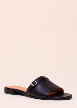 Ten Points nahast kingad Marianne