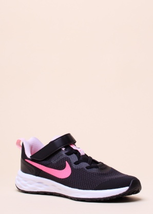 Беговые кроссовки Revolution 6 Nike