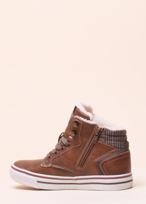 Тенниски Mustang