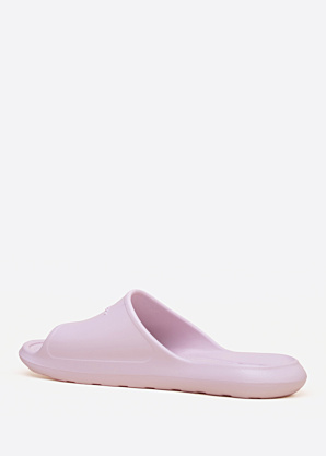 Nike basseiniplätud