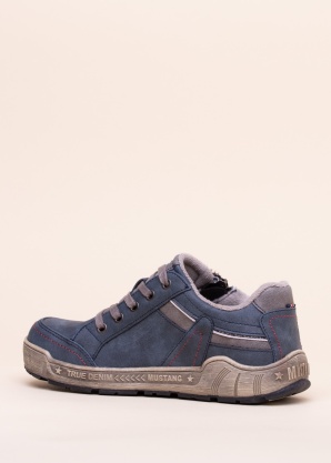 Mustang vabaajajalatsid