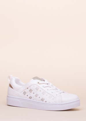 Bagatt tennised Elea