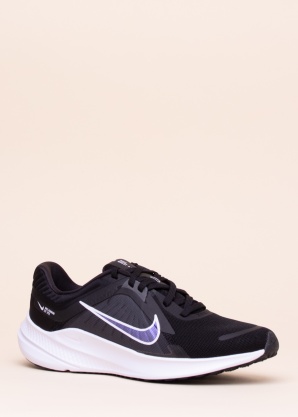 Беговые кроссовки Quest 5 Nike