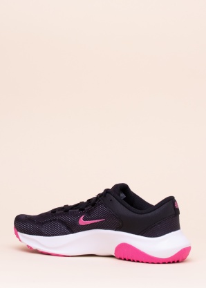 Тренировочные кроссовки Legend Essential 3 Nike