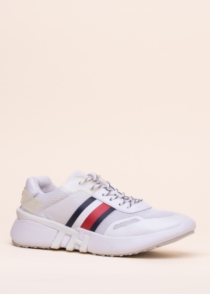 Tommy Hilfiger vabaajajalatsid