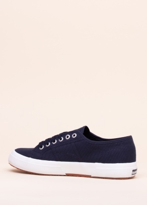 Superga tennised