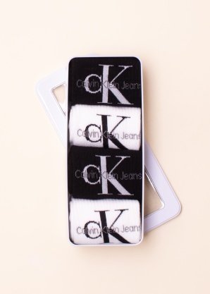 Носки 4 пары в подарочной коробке Calvin Klein
