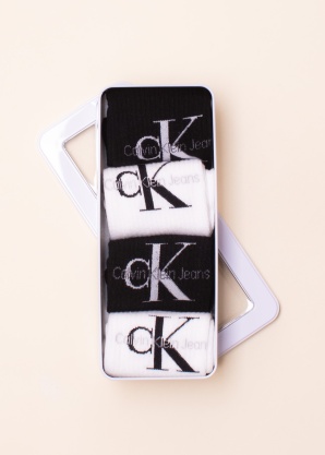 Calvin Klein sokid 4 paari kinkekarbis