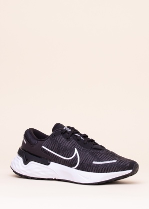 Беговые кроссовки Renew Run 4 Nike
