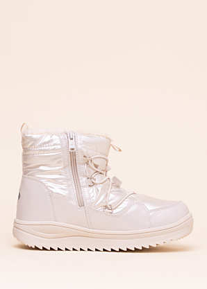 Leaf talvesaapad Sikvik