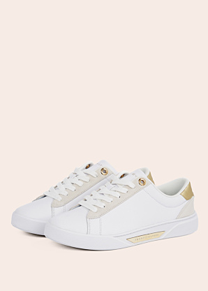 Tommy Hilfiger tennised