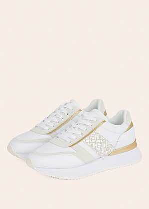 Tommy Hilfiger vabaajajalatsid