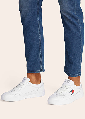 Tommy Hilfiger tennised