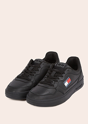 Tommy Hilfiger tennised