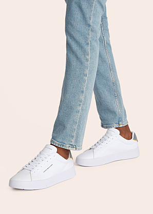 Tommy Hilfiger tennised