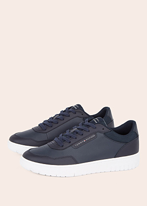 Tommy Hilfiger tennised