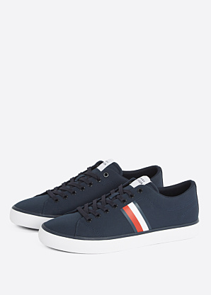 Tommy Hilfiger tennised
