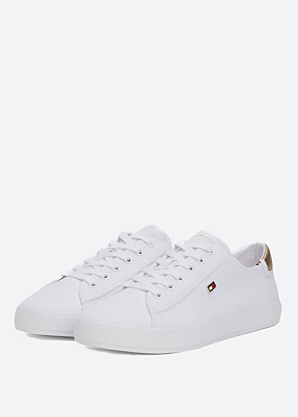 Tommy Hilfiger tennised