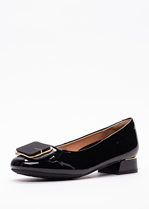 Loretta Vitale kingad