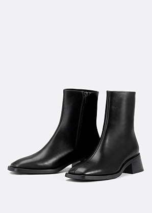 Vagabond Shoemakers poolsaapad