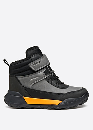 Зимние сапоги Trekkyup Geox