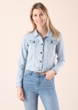 Noisy May teksatagi Debra